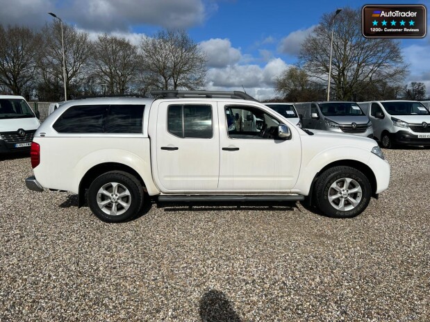 Nissan Navara Crew Cab 4X4 Dci Tekna Air Con Cruise Navigation NO VAT 5