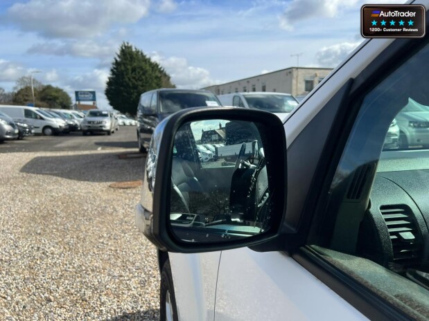 Nissan Navara Crew Cab 4X4 Dci Tekna Air Con Cruise Navigation NO VAT 11