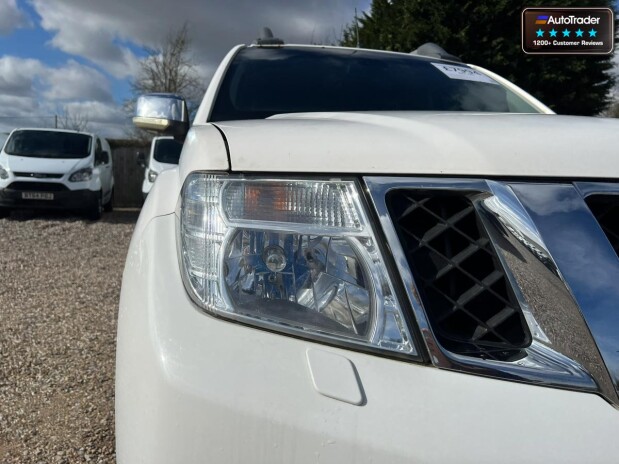 Nissan Navara Crew Cab 4X4 Dci Tekna Air Con Cruise Navigation NO VAT 15