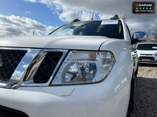 Nissan Navara Crew Cab 4X4 Dci Tekna Air Con Cruise Navigation NO VAT 16