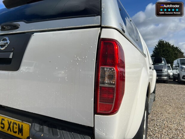 Nissan Navara Crew Cab 4X4 Dci Tekna Air Con Cruise Navigation NO VAT 18