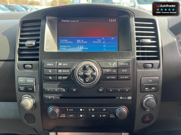 Nissan Navara Crew Cab 4X4 Dci Tekna Air Con Cruise Navigation NO VAT 36