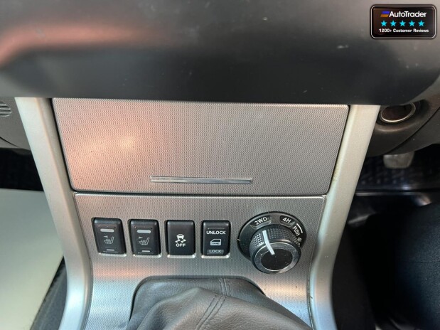 Nissan Navara Crew Cab 4X4 Dci Tekna Air Con Cruise Navigation NO VAT 39