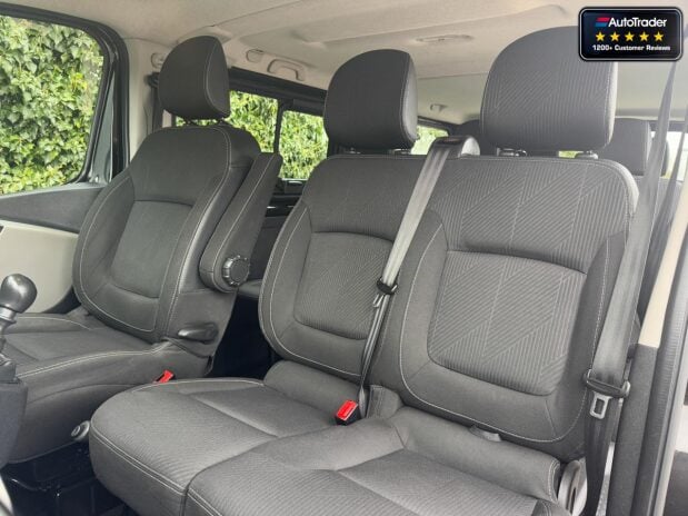 Renault Trafic (Sold) LWB L2H1 LL29 Sport Energy Air Con Sensors Cruise 9 Seats EURO 6 7