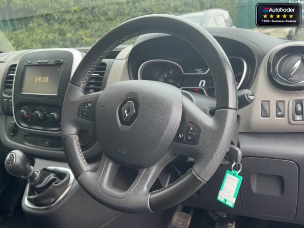 Renault Trafic (Sold) LWB L2H1 LL29 Sport Energy Air Con Sensors Cruise 9 Seats EURO 6 11
