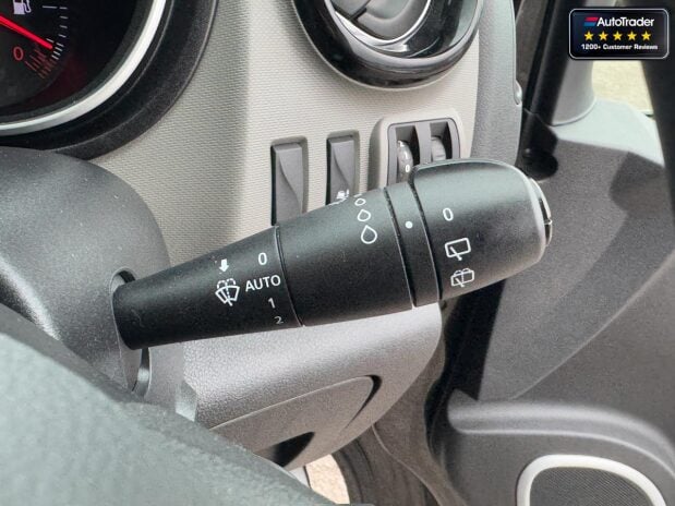 Renault Trafic (Sold) LWB L2H1 LL29 Sport Energy Air Con Sensors Cruise 9 Seats EURO 6 14