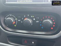 Renault Trafic (Sold) LWB L2H1 LL29 Sport Energy Air Con Sensors Cruise 9 Seats EURO 6 21