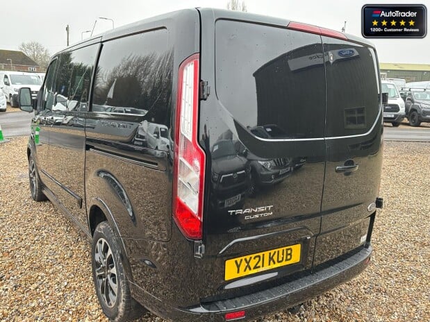 Ford Transit Custom Crew Cab AUTO SWB L1H1 320 Sport Air Con Alloys Sensors EURO 6 9