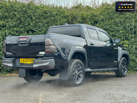 Toyota Hilux Crew Cab AUTO 4X4 Invincible X 4Wd D-4D Dcb 4