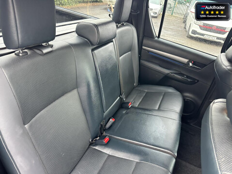 Toyota Hilux Crew Cab AUTO 4X4 Invincible X 4Wd D-4D Dcb 11