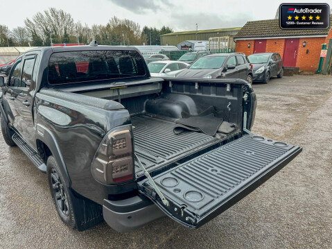Toyota Hilux Crew Cab AUTO 4X4 Invincible X 4Wd D-4D Dcb 9