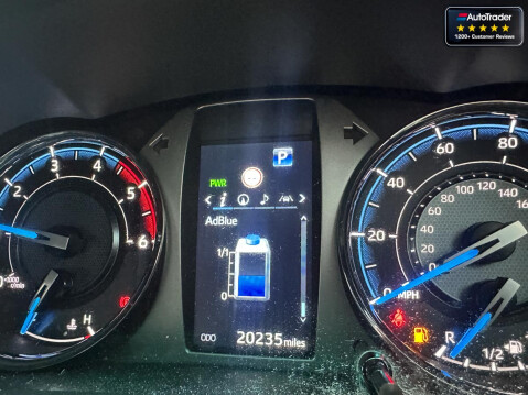Toyota Hilux Crew Cab AUTO 4X4 Invincible X 4Wd D-4D Dcb 26