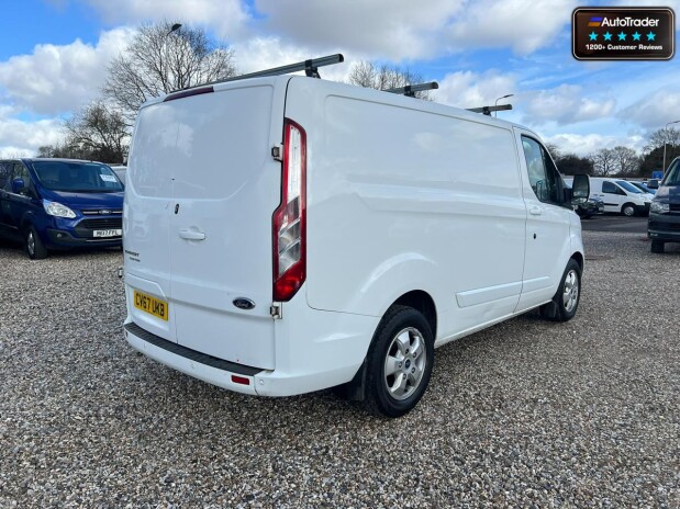 Ford Transit Custom SWB L1H1 290 Limited Air Con Alloys Sensors EURO 6 NO VAT 6