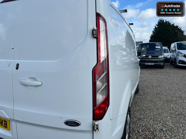 Ford Transit Custom SWB L1H1 290 Limited Air Con Alloys Sensors EURO 6 NO VAT 19