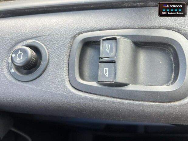 Ford Transit Custom SWB L1H1 290 Limited Air Con Alloys Sensors EURO 6 NO VAT 34