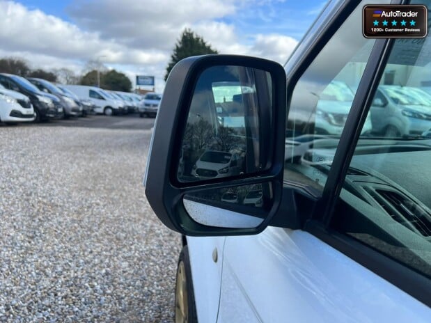 Ford Transit Connect SWB L1H1 Low Roof 200 Alloys Side Door NO VAT 10