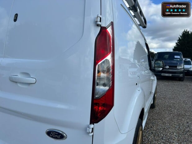 Ford Transit Connect SWB L1H1 Low Roof 200 Alloys Side Door NO VAT 17