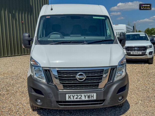 Nissan Interstar MWB L2H2 Medium Roof Dci Tekna Air Con Sensors EURO 6 NO VAT 3