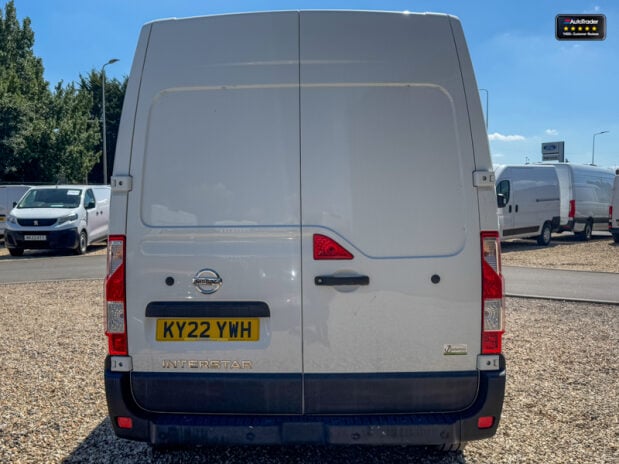 Nissan Interstar MWB L2H2 Medium Roof Dci Tekna Air Con Sensors EURO 6 NO VAT 7