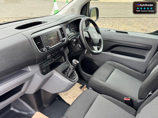 Vauxhall Vivaro LWB L2H1 Low Roof F3100 Sportive Air Con Sensors EURO 6 9