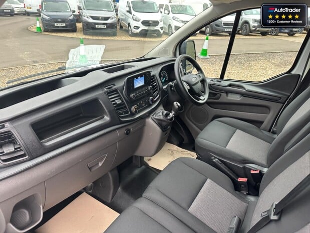Ford Transit Custom LWB L2H1 Low Roof 300 Leader Ecoblue 130ps EURO 6 10