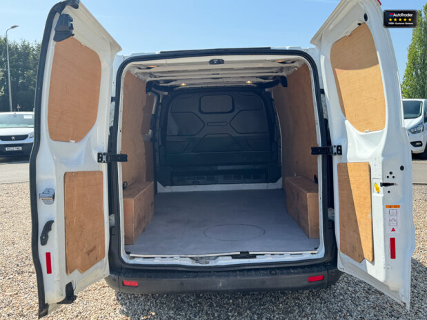 Ford Transit Custom LWB L2H1 Low Roof 300 Leader Ecoblue 130ps EURO 6 8