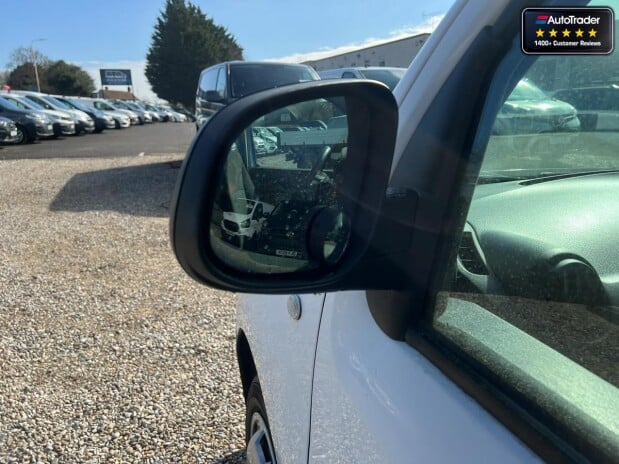 Mercedes-Benz Citan Crew Cab XLWB L3H1 111 Cdi Dualiner Air Con Tow Bar EURO 6 NO VAT 13