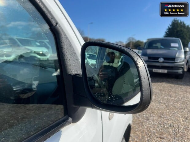 Mercedes-Benz Citan Crew Cab XLWB L3H1 111 Cdi Dualiner Air Con Tow Bar EURO 6 NO VAT 15