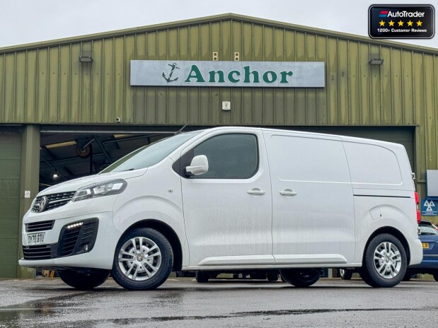 Vauxhall Vivaro SWB L1H1 [SOLD CM] Low Roof 2700 Sportive Air Con Sensors EURO 6 1
