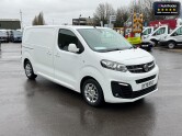 Vauxhall Vivaro SWB L1H1 [SOLD CM] Low Roof 2700 Sportive Air Con Sensors EURO 6 4
