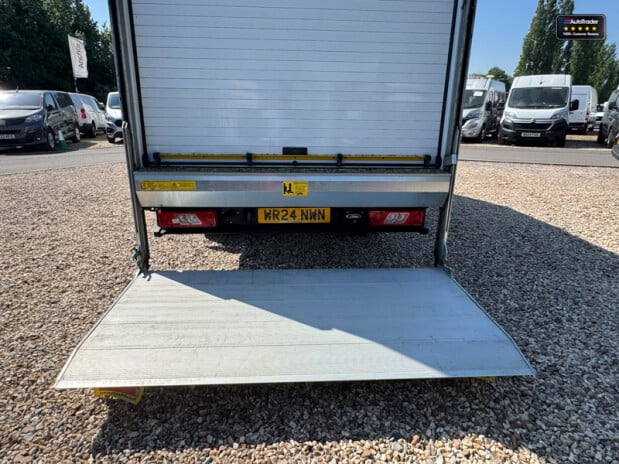 Ford Transit Luton XLWB L4 350 Leader Tail Lift EURO 6 10