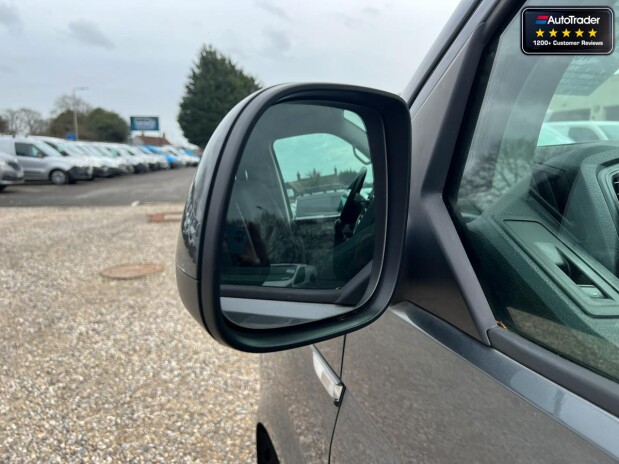 Volkswagen Transporter LWB L2H1 T30 Tdi Highline Alloys Air Cruise Heated Screen EURO 6 NO VAT 12