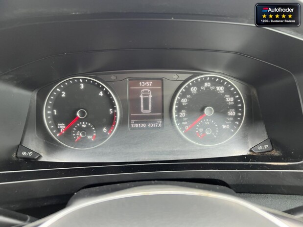 Volkswagen Transporter LWB L2H1 T30 Tdi Highline Alloys Air Cruise Heated Screen EURO 6 NO VAT 27