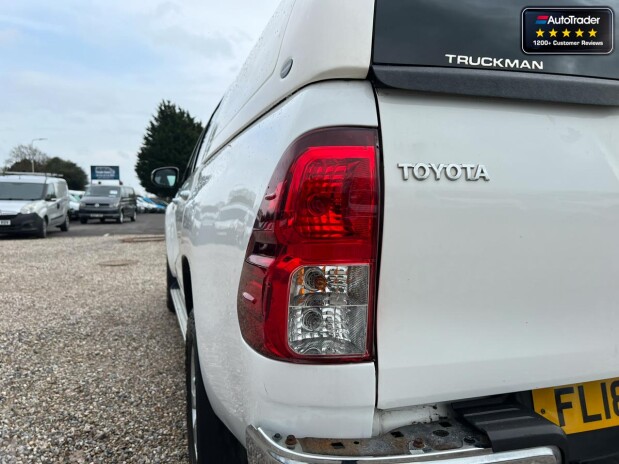 Toyota Hilux Crew Cab Icon 4Wd D-4D Alloys NO VAT 17