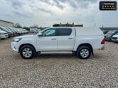 Toyota Hilux Crew Cab Icon 4Wd D-4D Alloys NO VAT 1