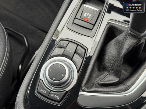 BMW 2 Series 220i Luxury MPV 5dr Petrol Auto Euro 6 (s/s) (192 ps) 28