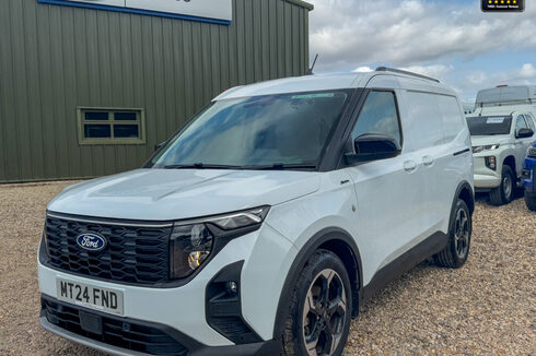 Ford Transit Courier NEW SHAPE Transit Courier 100ps Active Alloys Air Carplay EC EURO 6 NO VAT
