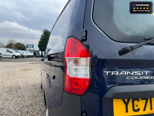 Ford Transit Courier SWB L1H1 Low Roof Base Air Con Side Door EURO 6 NO VAT 18