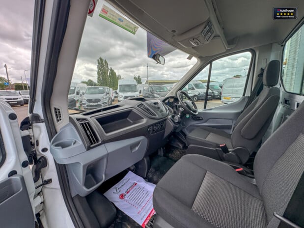 Ford Transit Dropside MWB L2 350 Air Con EURO 6 10