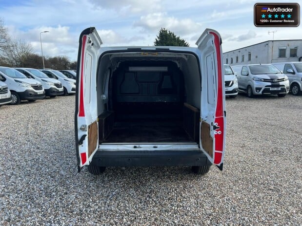 Ford Transit Connect SWB L1H1 Low Roof T220 Side Door NO VAT 8