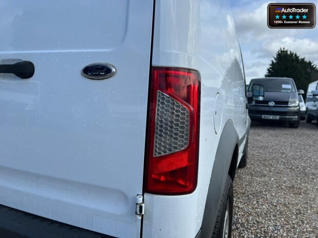 Ford Transit Connect SWB L1H1 Low Roof T220 Side Door NO VAT 17