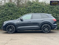 Volkswagen Touareg 3.0 TDI V6 Black Edition SUV 5dr Diesel Tiptronic 4Motion Euro 6 (s/s) (286 6