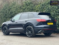 Volkswagen Touareg 3.0 TDI V6 Black Edition SUV 5dr Diesel Tiptronic 4Motion Euro 6 (s/s) (286 32