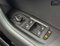 Volkswagen Touareg 3.0 TDI V6 Black Edition SUV 5dr Diesel Tiptronic 4Motion Euro 6 (s/s) (286 16