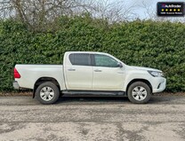 Toyota Hilux Crew Cab (SOLDauction) AUTO 4X4 Icon 4Wd Air Con Cruise Nav EURO 5