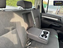 Toyota Hilux Crew Cab (SOLDauction) AUTO 4X4 Icon 4Wd Air Con Cruise Nav EURO 16