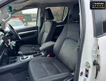 Toyota Hilux Crew Cab (SOLDauction) AUTO 4X4 Icon 4Wd Air Con Cruise Nav EURO 18