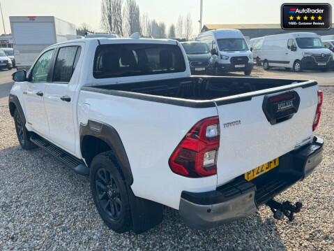 Toyota Hilux Crew Cab AUTO 4X4 Invincible X 4Wd Camera Nav EURO 6 NO VAT 5