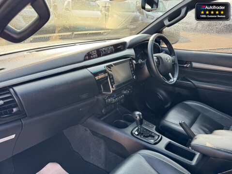 Toyota Hilux Crew Cab AUTO 4X4 Invincible X 4Wd Camera Nav EURO 6 NO VAT 11