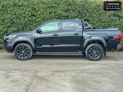 Toyota Hilux Crew Cab AUTO 4X4 Invincible X 4Wd Cam Nav EURO 6 NO VAT 5